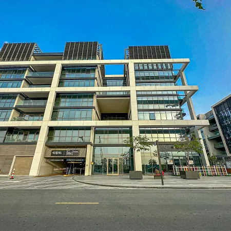 Higuests - Charming Retreat In Citywalk With Balcony And Pool Dubai Exterior photo