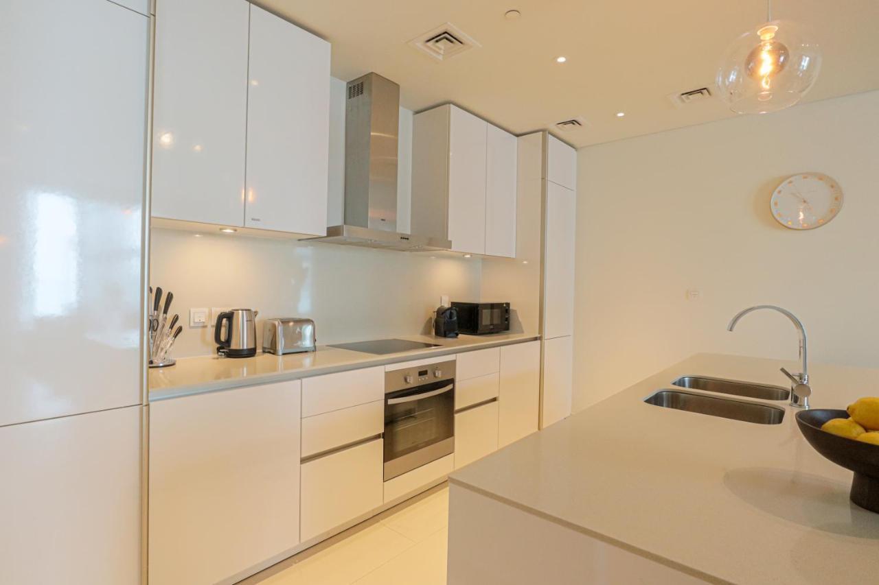 Higuests - Charming Retreat In Citywalk With Balcony And Pool Apartment Dubai