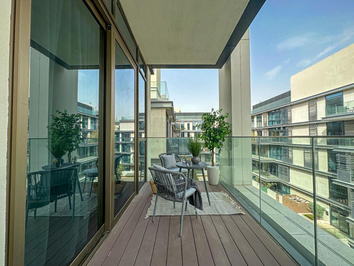 Higuests - Charming Retreat In Citywalk With Balcony And Pool *
