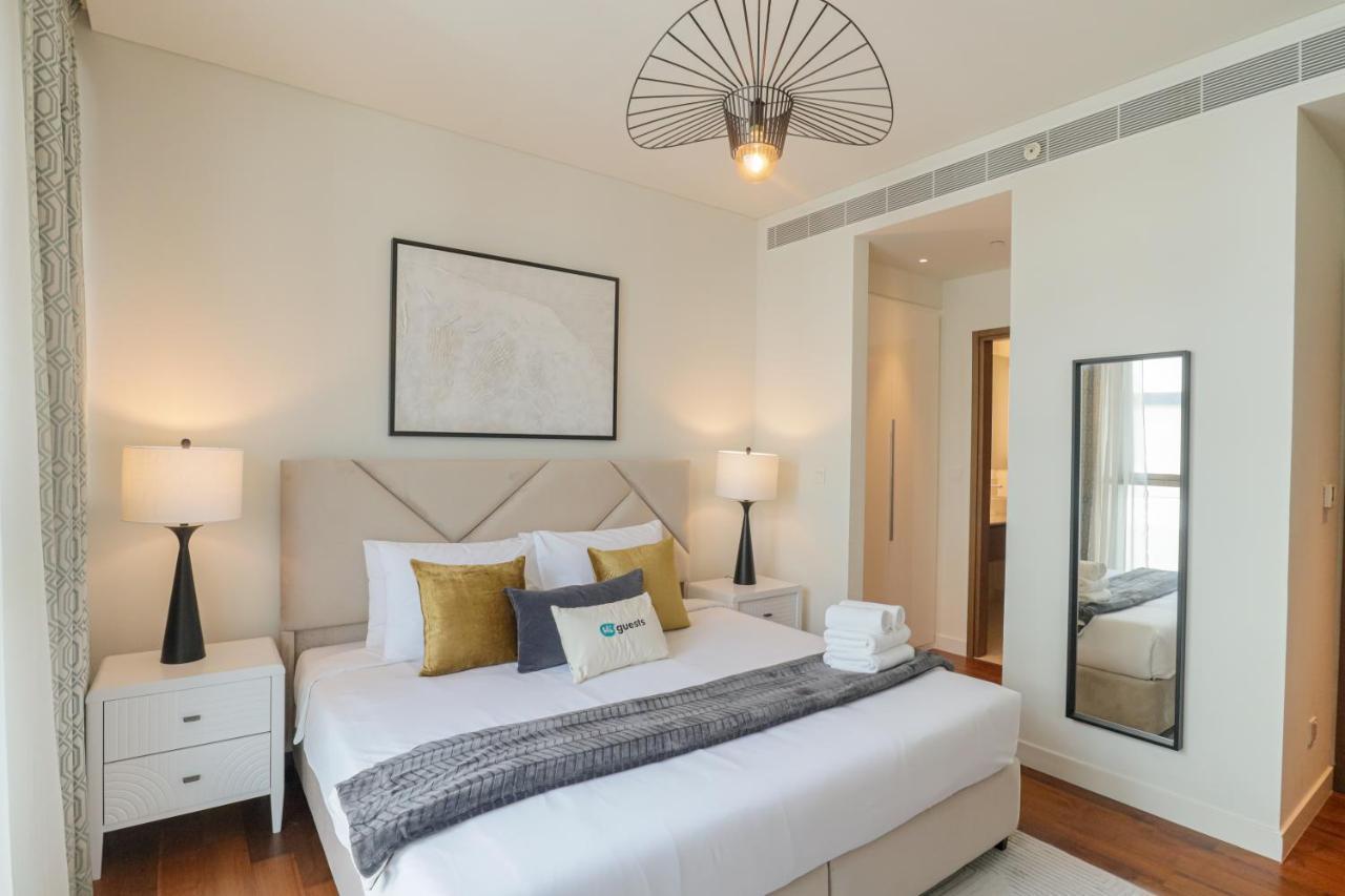 Higuests - Charming Retreat In Citywalk With Balcony And Pool
