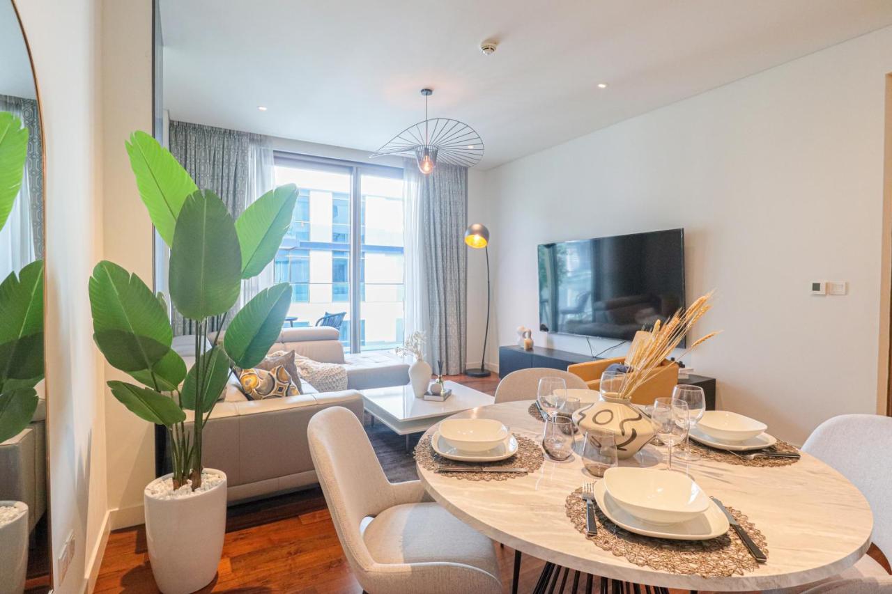 Higuests - Charming Retreat In Citywalk With Balcony And Pool Apartment